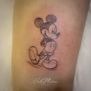 tatuaje-disney-mickey-mouse-linea-fina-madrid-tattoo-sketch